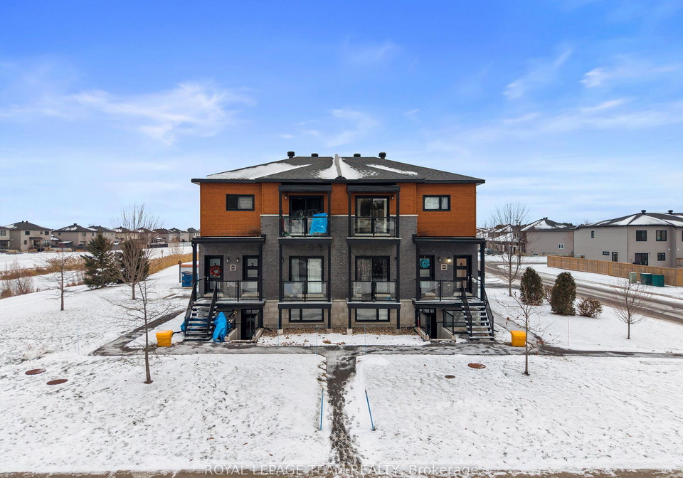 251-capri-avenue-russell-ontario-x12611466
