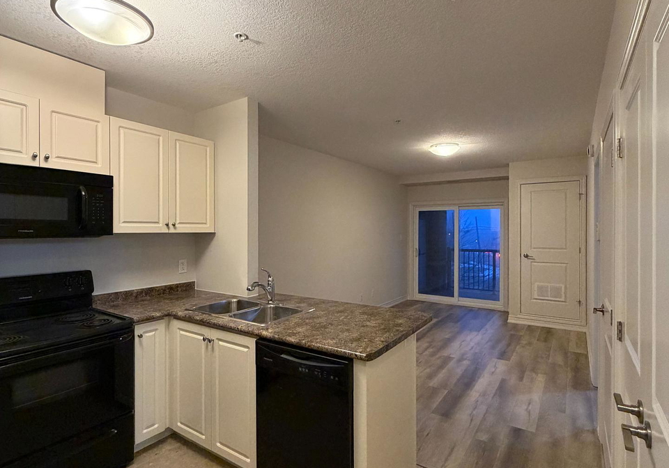 3200-regional-road-56-hamilton-ontario-x12612332