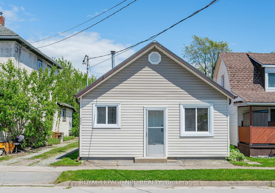 237-mitchell-street-port-colborne-ontario-x12612394