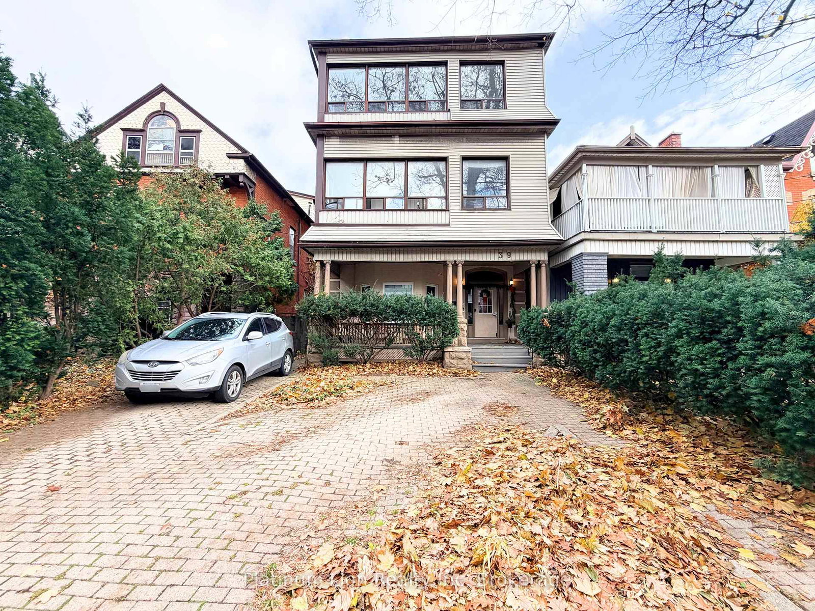 39-west-avenue-s-hamilton-ontario-x12612538