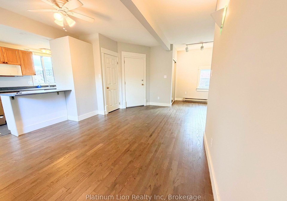 39-west-avenue-s-hamilton-ontario-x12612538