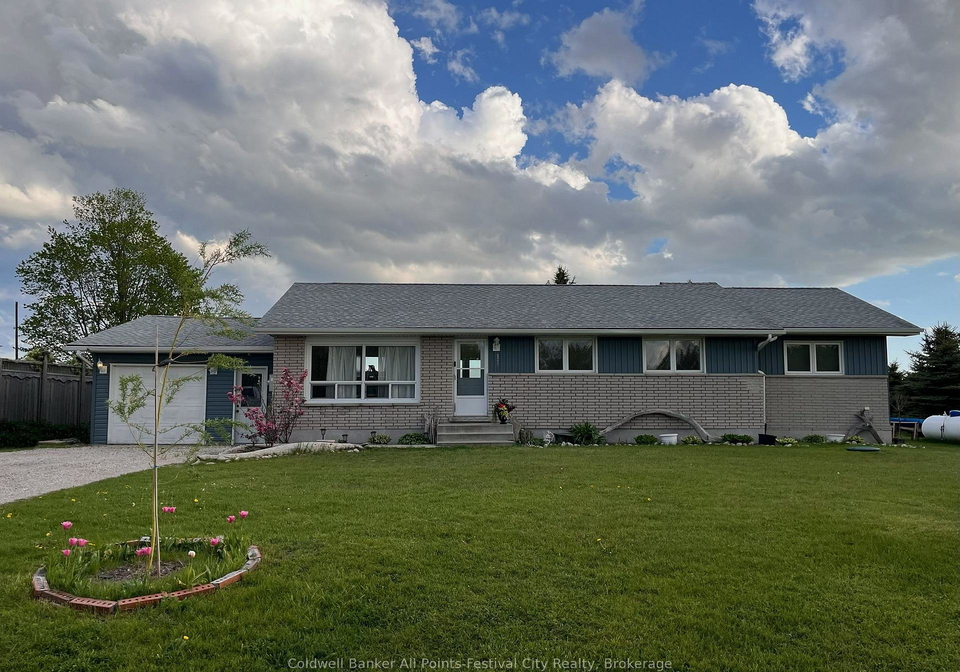 34889-blacks-point-road-central-huron-ontario-x12613368