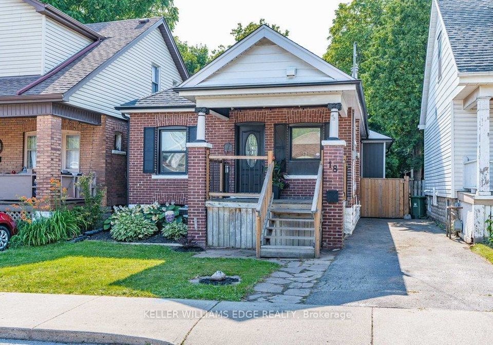 18-park-row-n-hamilton-ontario-x12613478