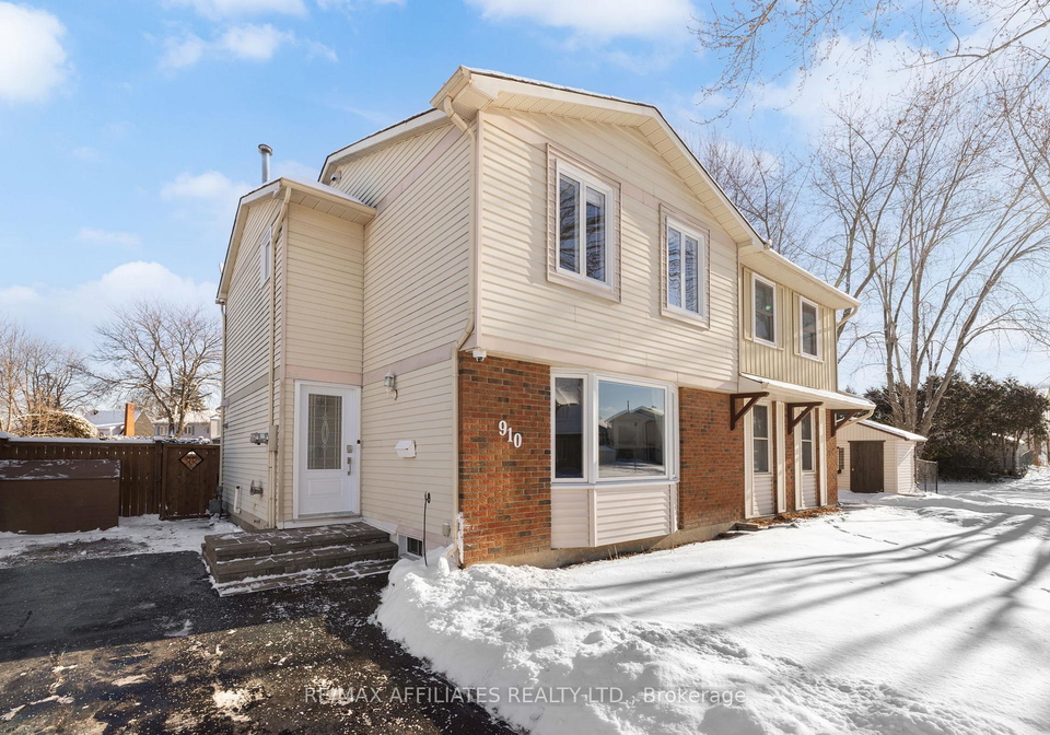 910-borland-drive-ottawa-ontario-x12614012