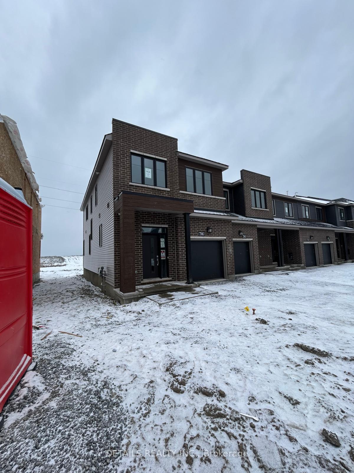 746-fairline-row-kanata-ontario-x12614514