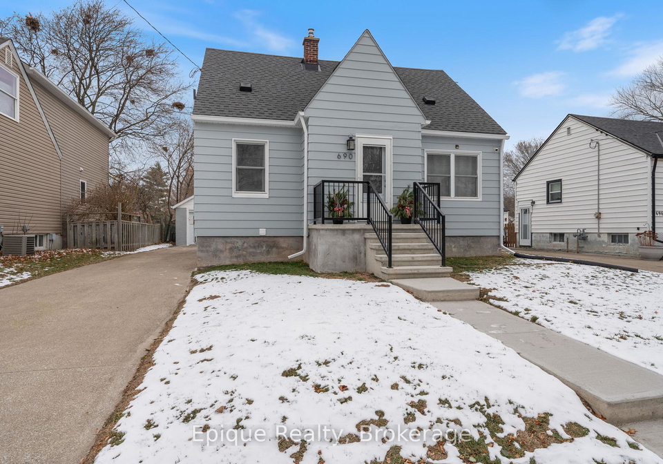 690-rosedale-avenue-sarnia-ontario-x12614838