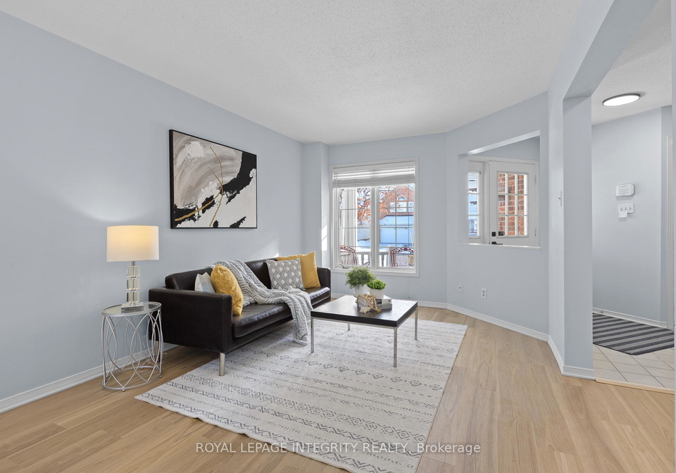 11-royal-field-crescent-ottawa-ontario-x12614878