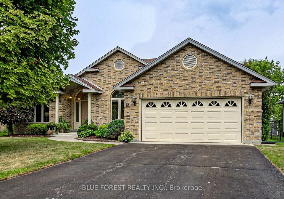 15-calvert-place-thames-centre-ontario-x12615286