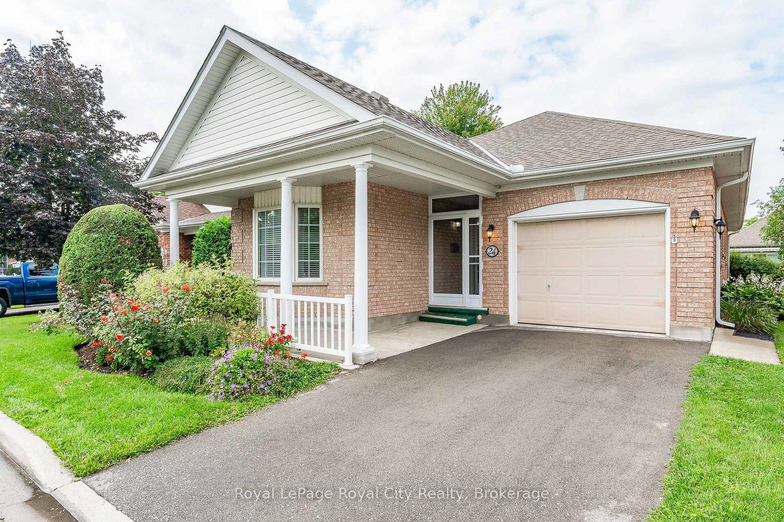 24-beechlawn-boulevard-guelph-ontario-x12615334