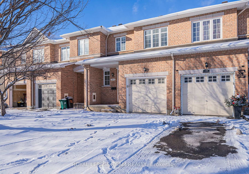 184-deercroft-avenue-ottawa-ontario-x12615854