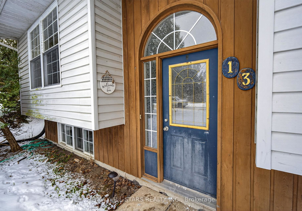 13-colborne-street-n-kawartha-lakes-ontario-x12615924