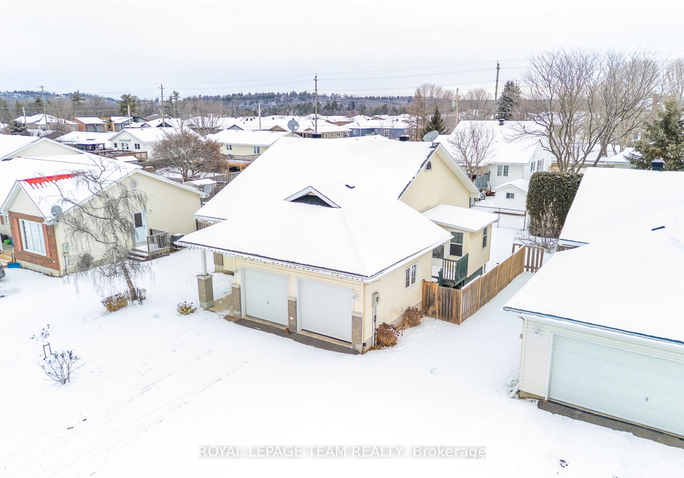 451-mayhew-street-renfrew-ontario-x12615956