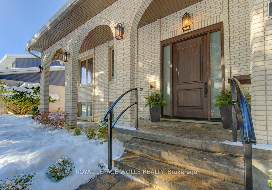 67-inwood-crescent-kitchener-ontario-x12616410
