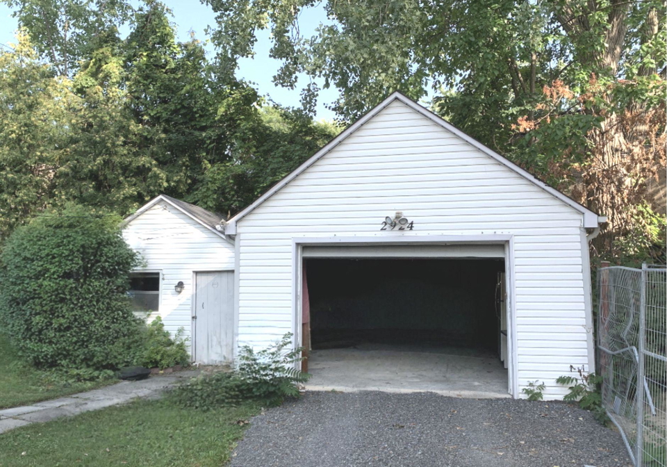 2924-ahearn-avenue-s-ottawa-ontario-x12616422