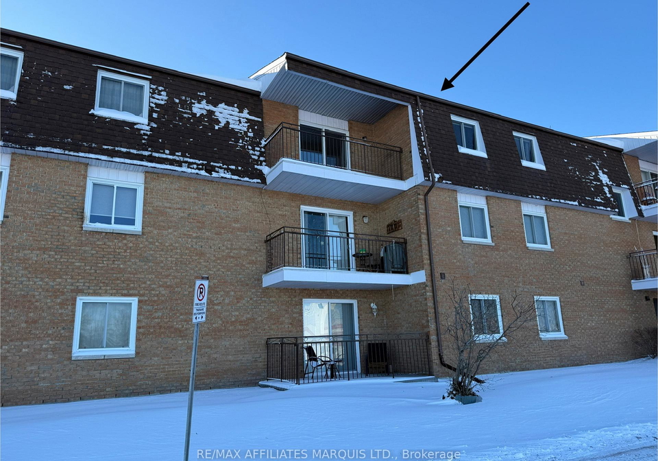 220-kenyon-street-w-north-glengarry-ontario-x12616566