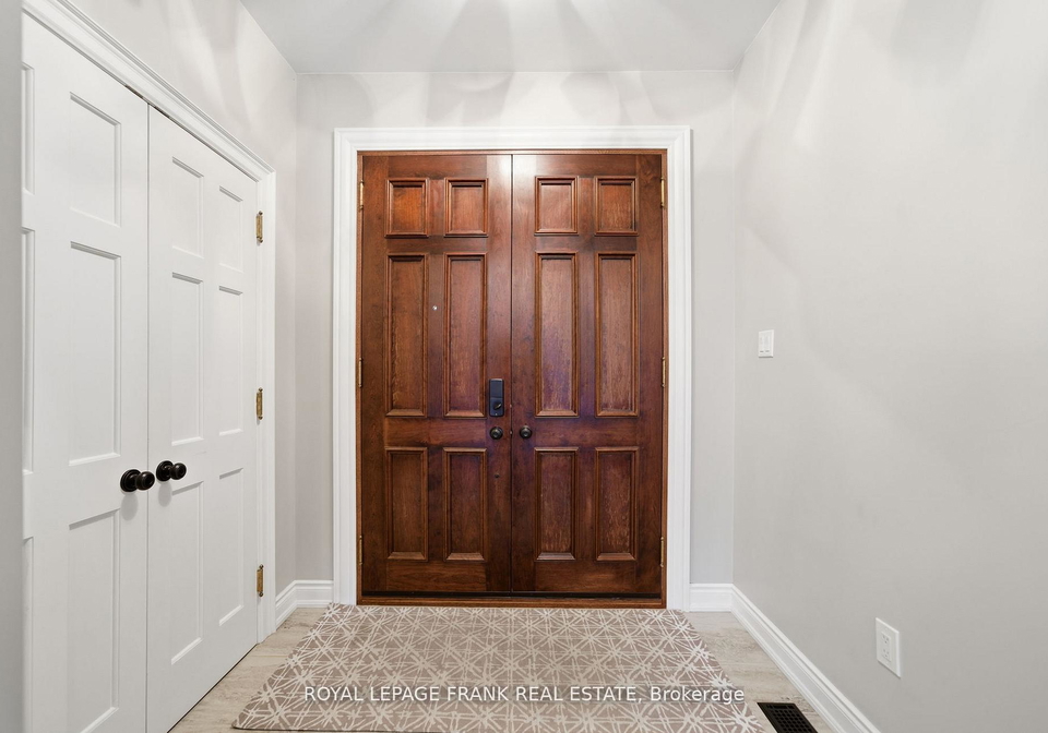 62-helen-street-kawartha-lakes-ontario-x12616622