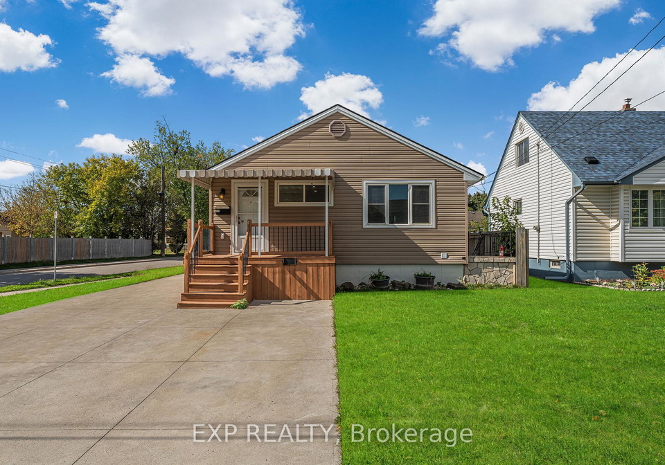 237-adair-avenue-n-hamilton-ontario-x12616648