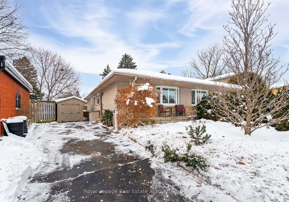 12-carnaby-crescent-kitchener-ontario-x12616758