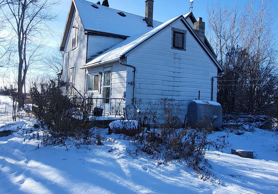 1856-county-road-1-prince-edward-county-ontario-x12617054