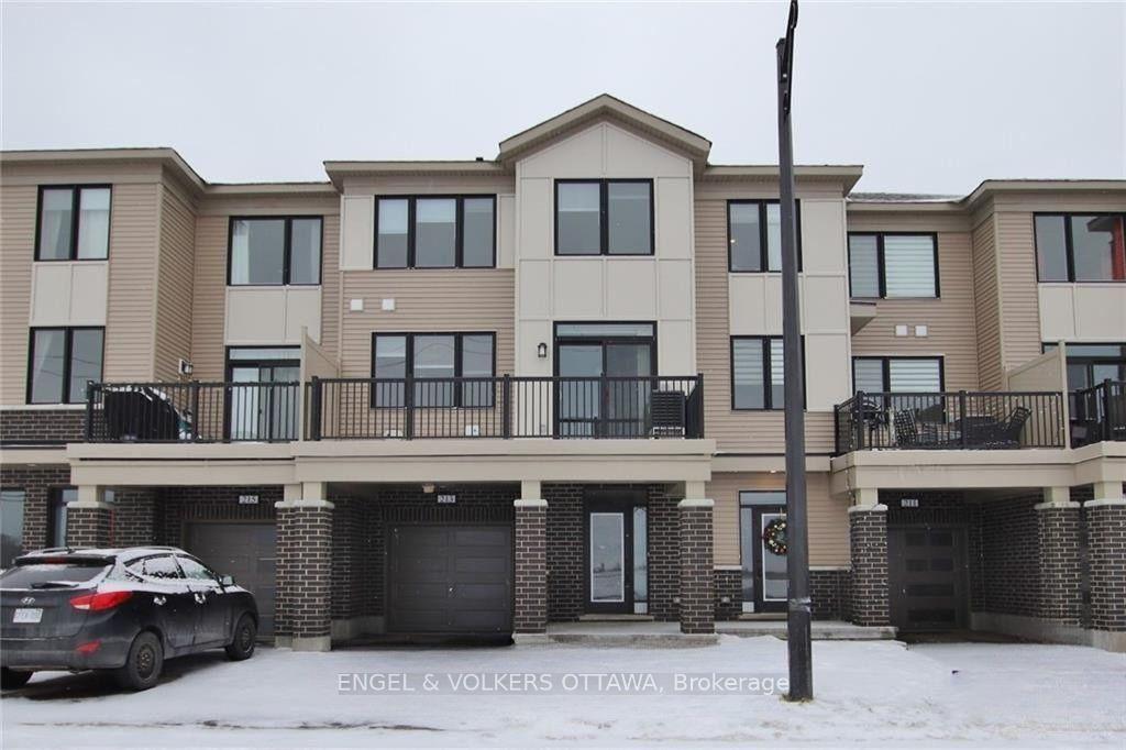 213-hibernian-walk-kanata-ontario-x12617168