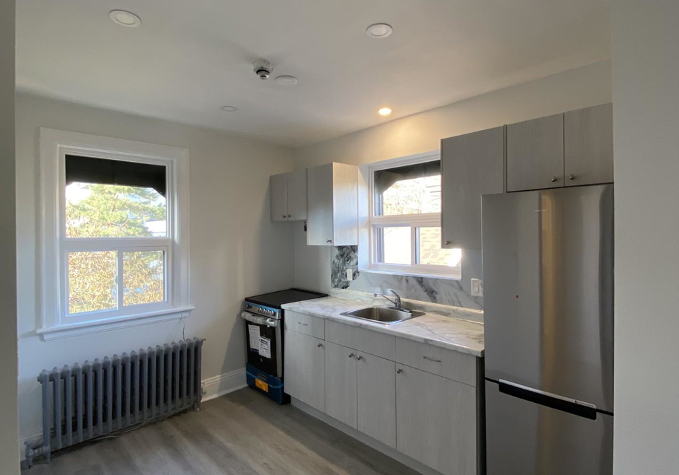 164-park-street-s-hamilton-ontario-x12617324