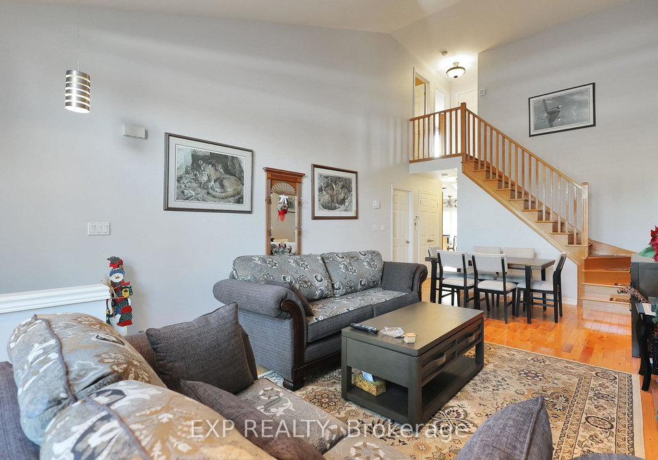 10-lilyvalley-lane-hamilton-ontario-x12626626