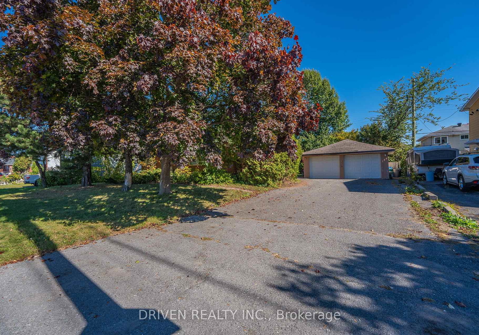 2175-st-laurent-boulevard-ottawa-ontario-x12626788