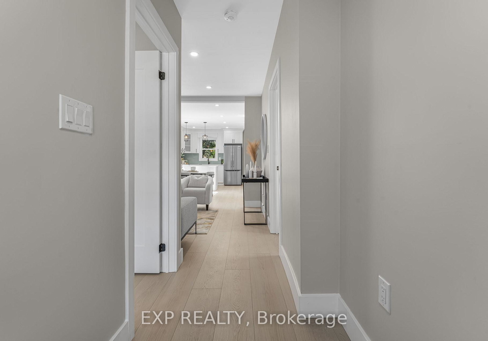 56-east-34th-street-hamilton-ontario-x12627214