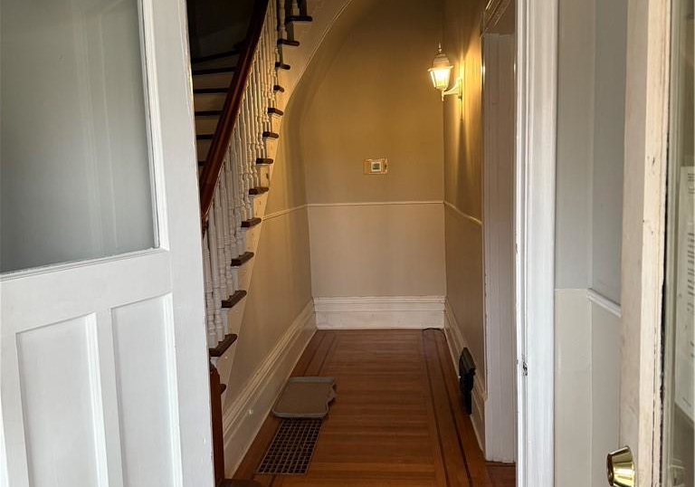 105-wellington-street-hamilton-ontario-x12627406