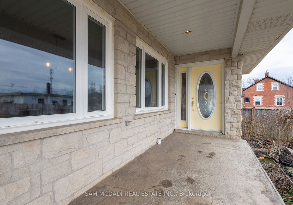 9747-regional-road-20-grimsby-ontario-x12627768