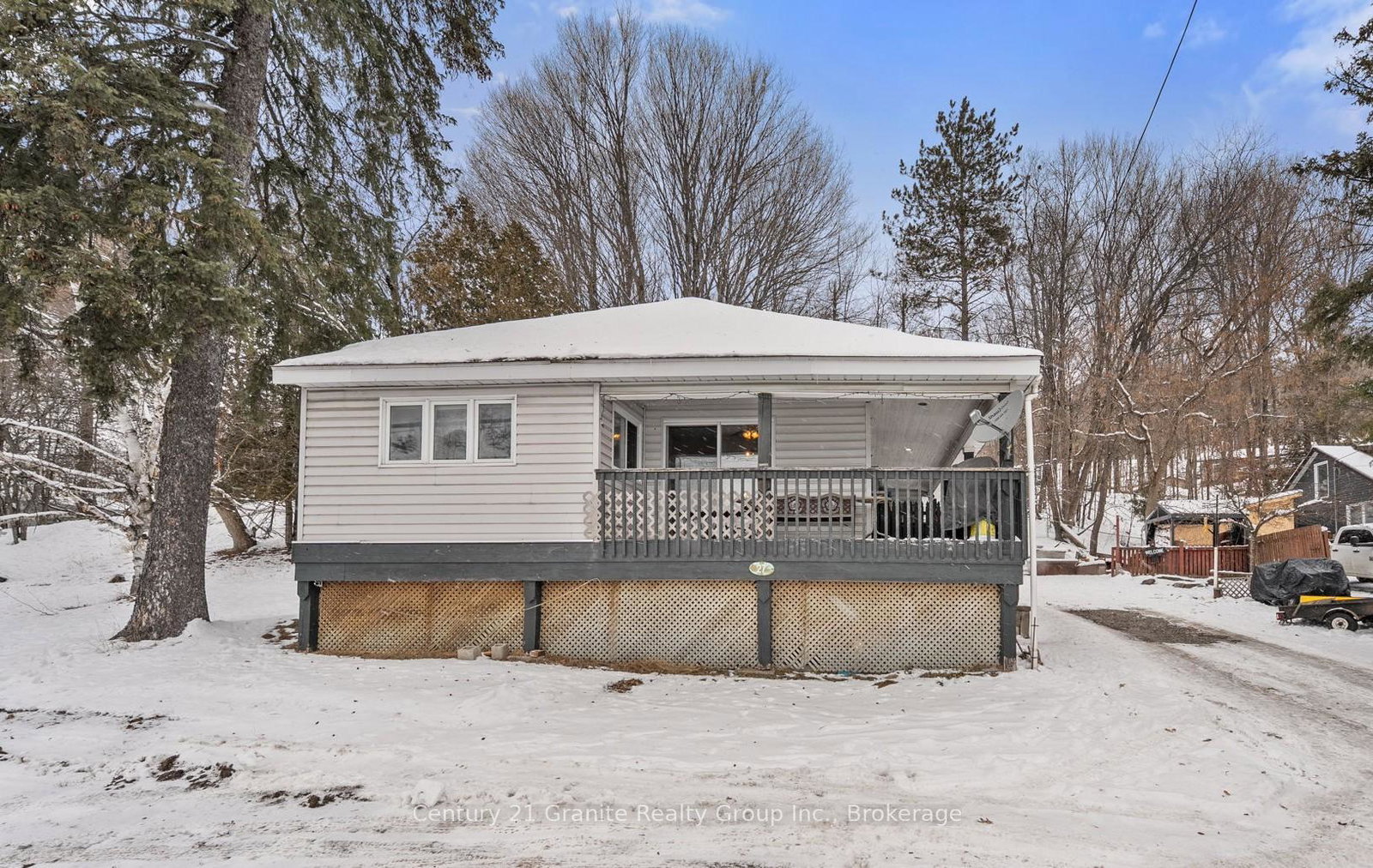 27-sunnyside-street-dysart-et-al-ontario-x12628028
