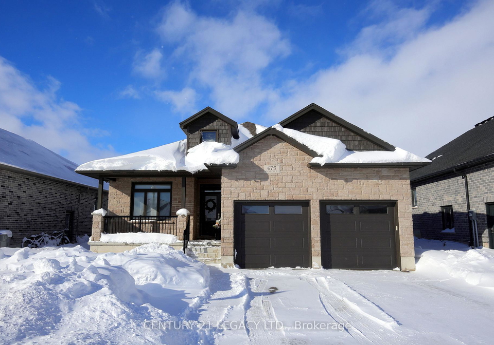 675-winchester-avenue-s-north-perth-ontario-x12628652