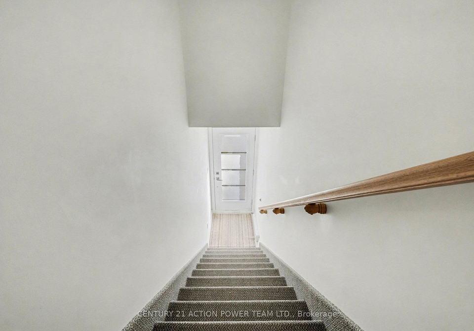 99-st-moritz-trail-e-russell-ontario-x12628746