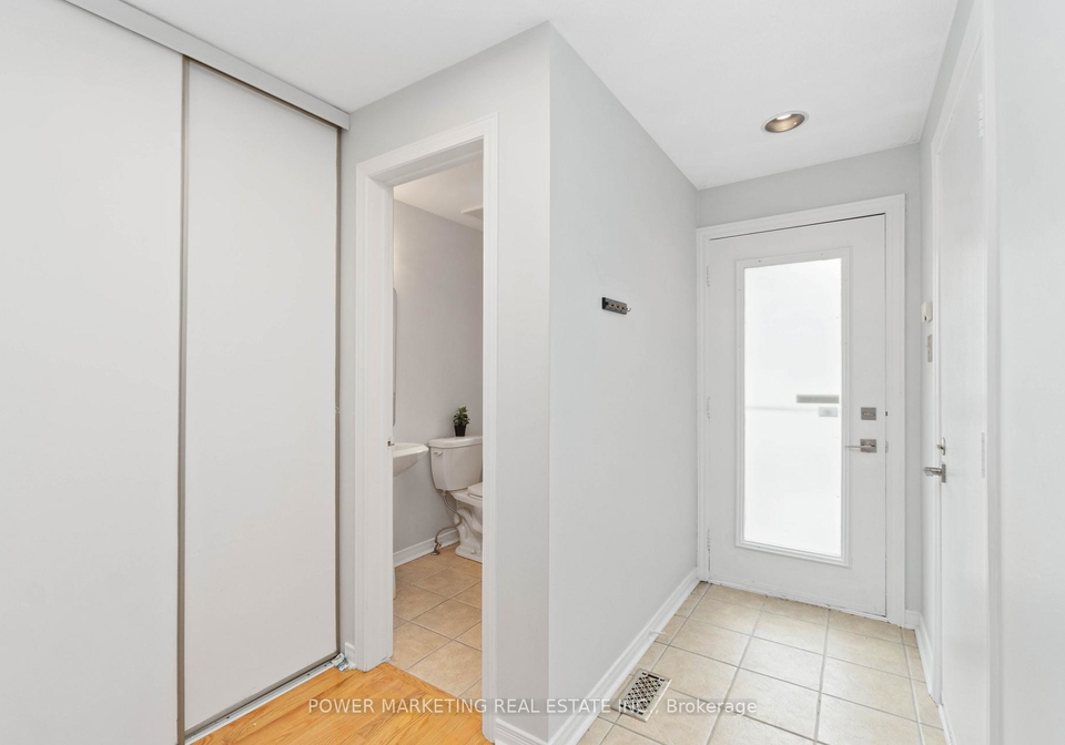 1904-summerfields-crescent-ottawa-ontario-x12629734