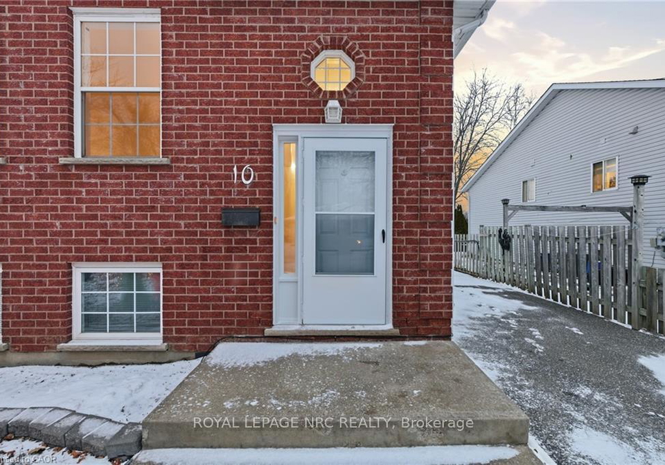 10-woodland-drive-welland-ontario-x12630226