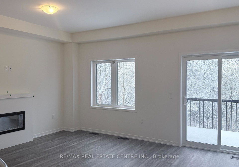 44-seahorse-common-n-cambridge-ontario-x12630302