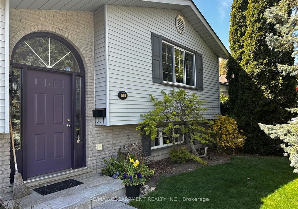 18-ross-street-norfolk-ontario-x12630382