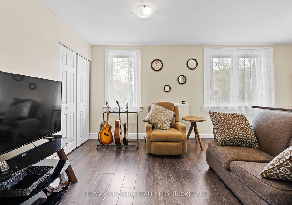 47-chaplin-avenue-st-catharines-ontario-x12630430