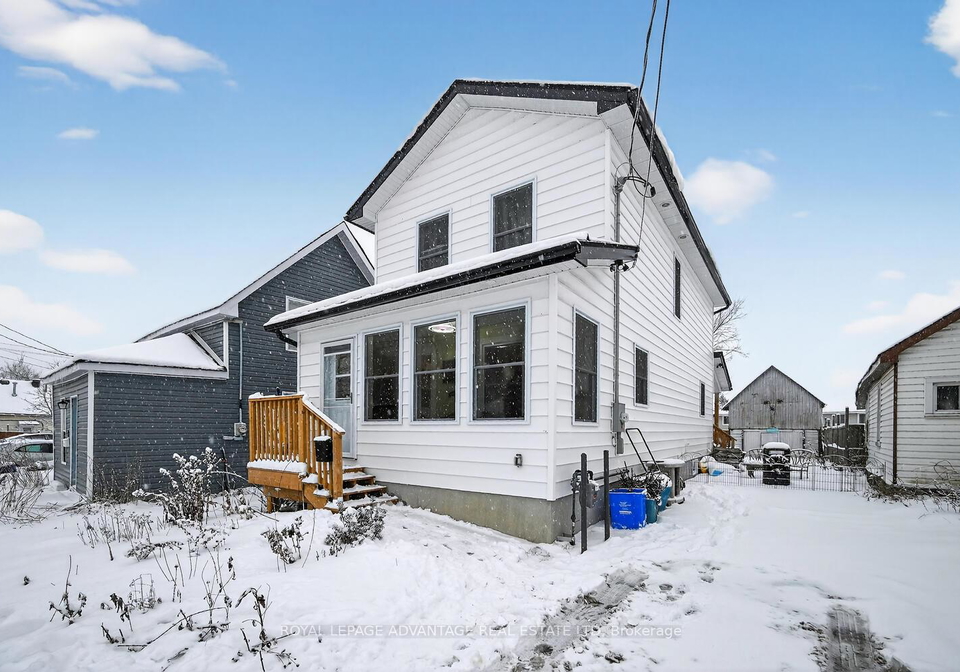 31-thomas-street-smiths-falls-ontario-x12630606
