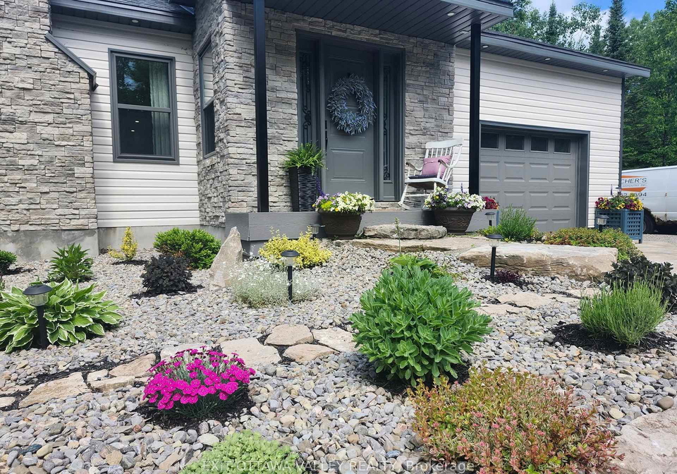 1485-rapid-road-whitewater-region-ontario-x12630684