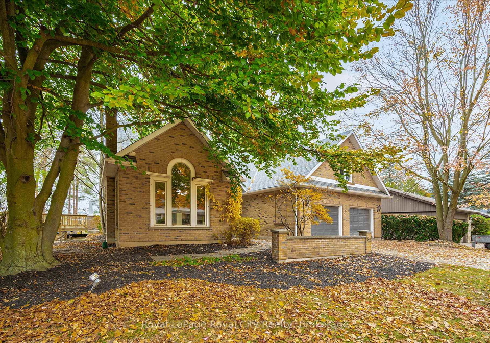 52-mcnab-street-centre-wellington-ontario-x12630694