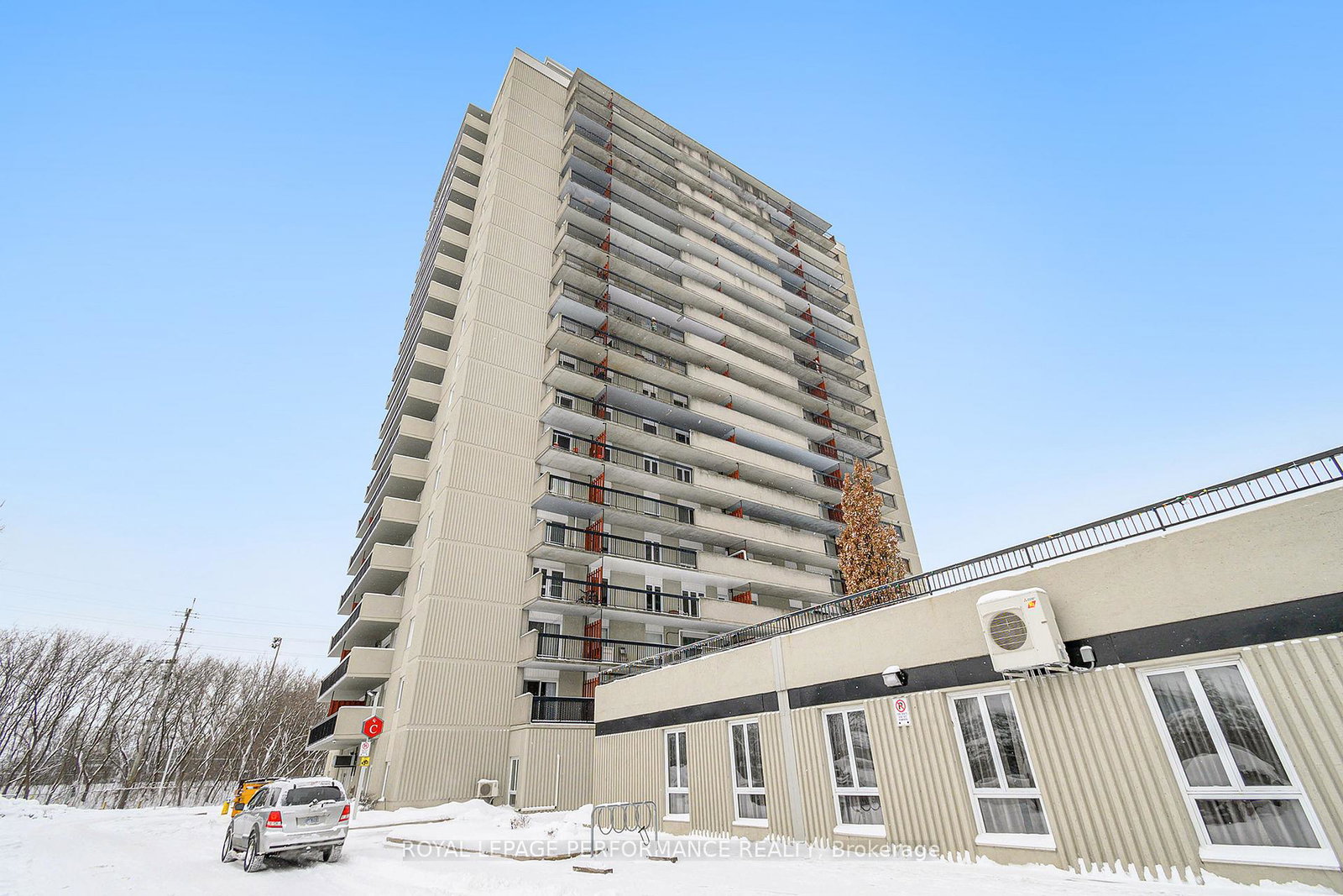 158-c-mcarthur-avenue-ottawa-ontario-x12630772