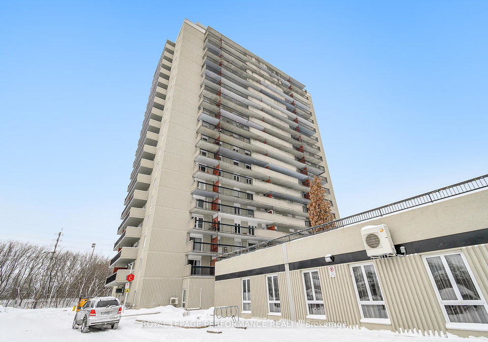 158-c-mcarthur-avenue-ottawa-ontario-x12630772