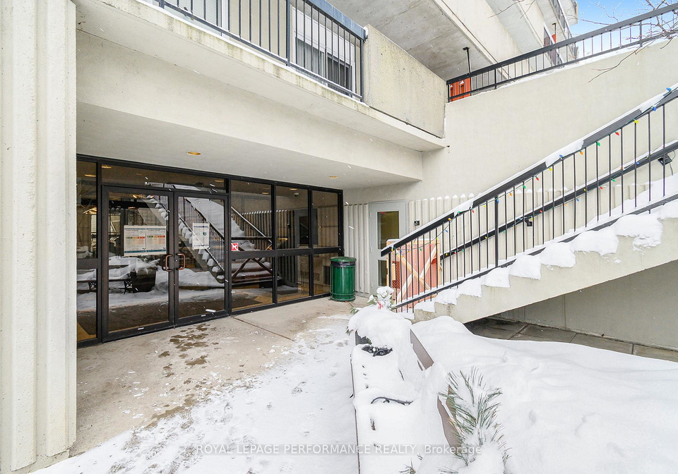 158-c-mcarthur-avenue-ottawa-ontario-x12630772
