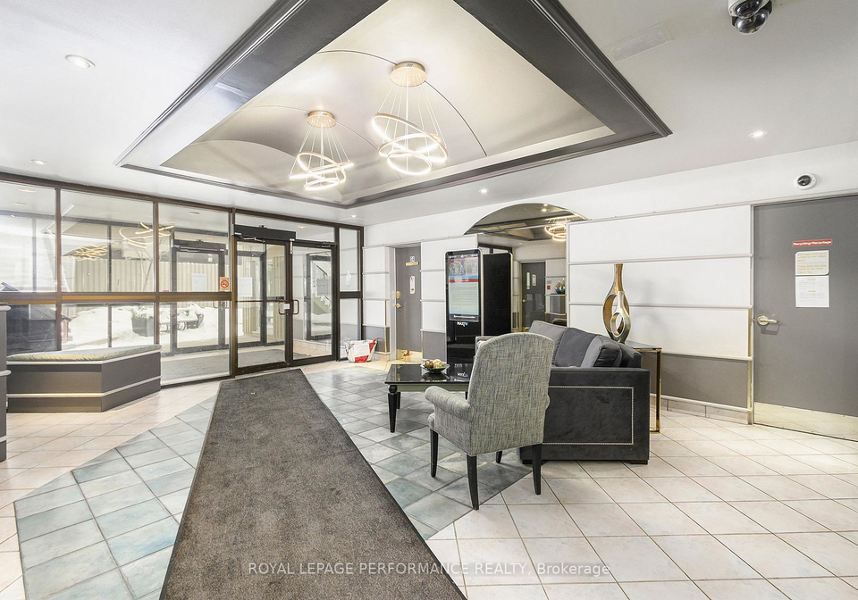 158-c-mcarthur-avenue-ottawa-ontario-x12630772