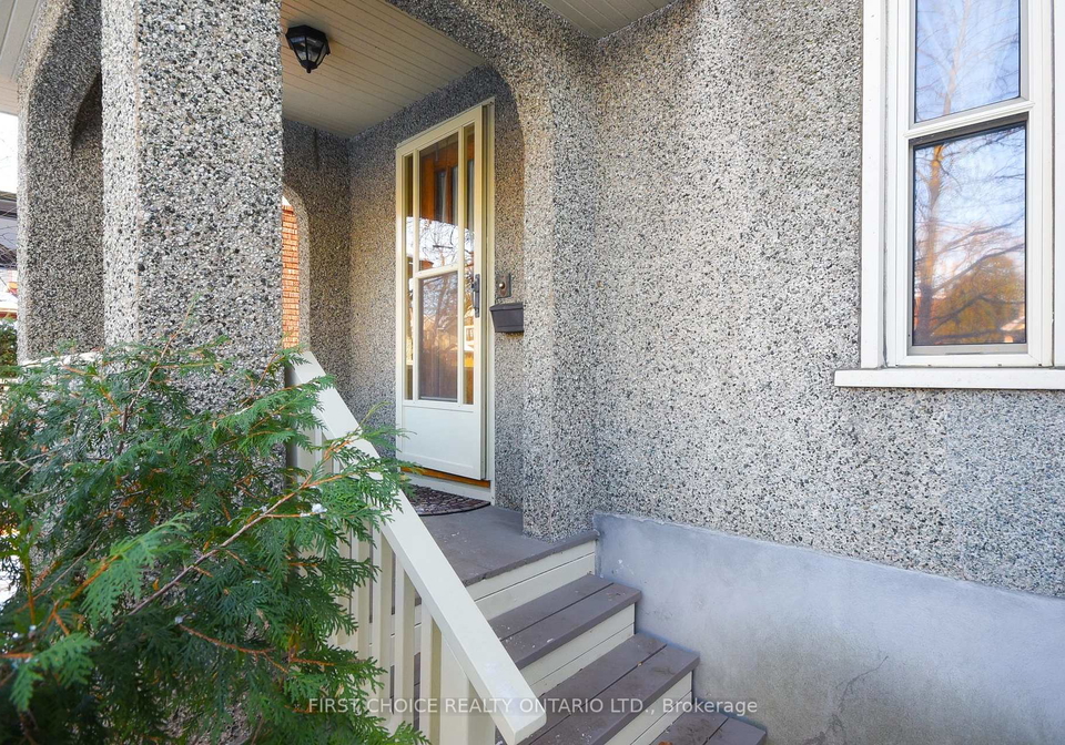 142-broadway-avenue-ottawa-ontario-x12631316