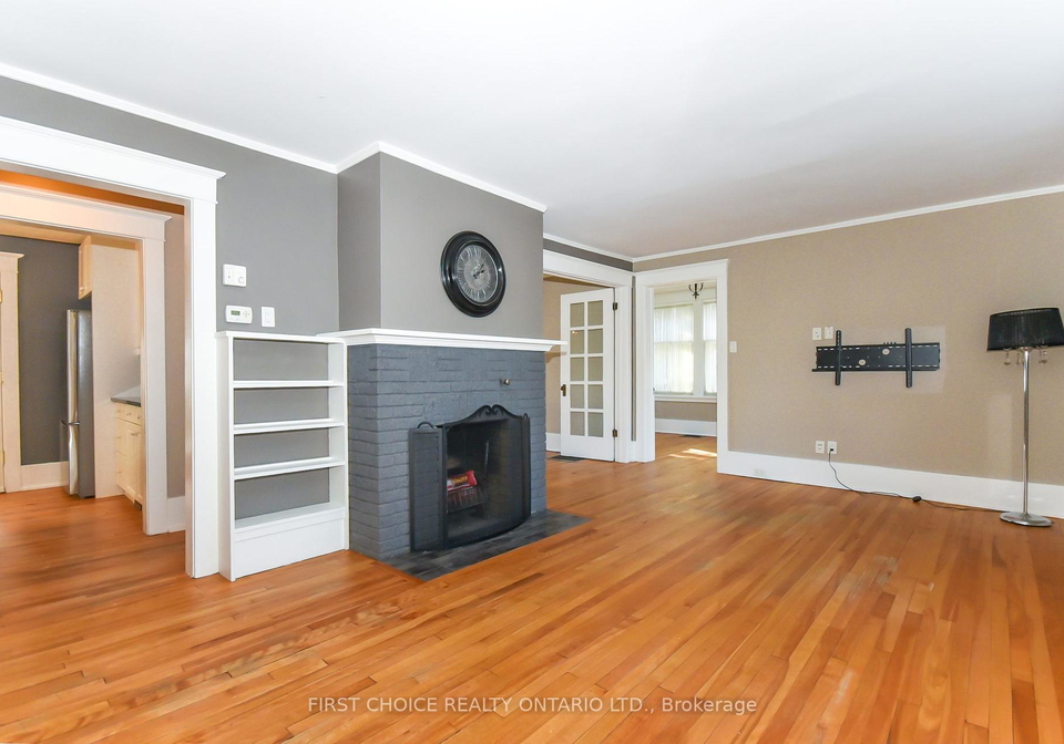 142-broadway-avenue-ottawa-ontario-x12631316