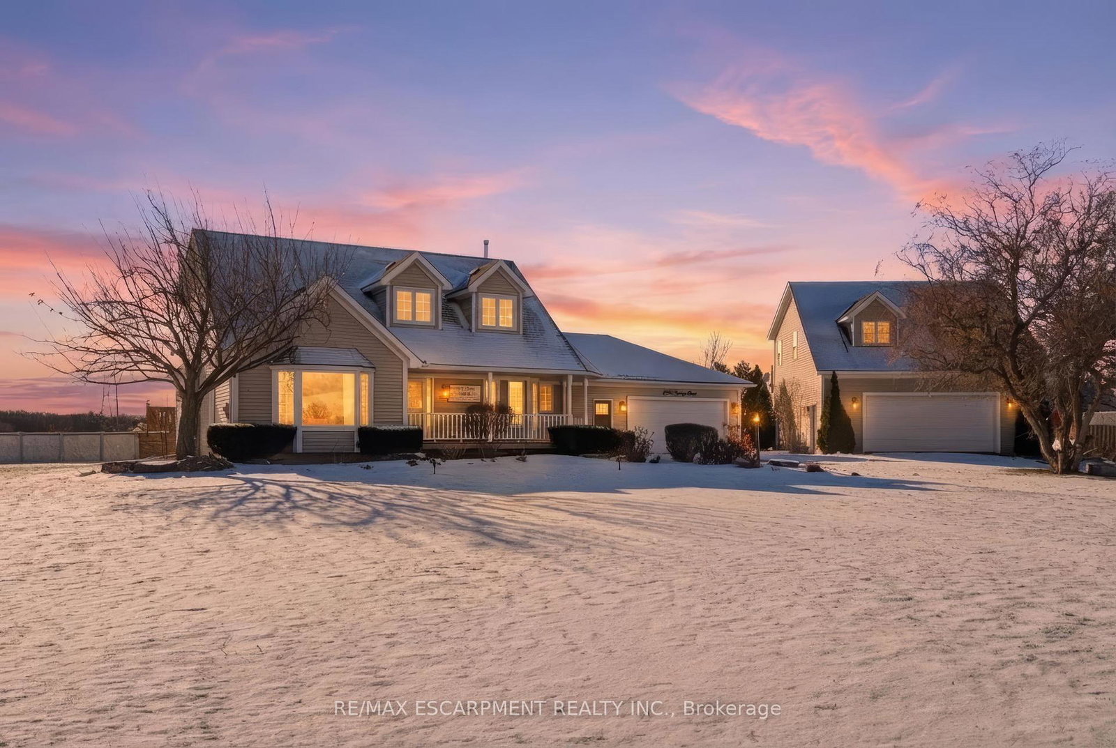 5940-young-street-grimsby-ontario-x12631756