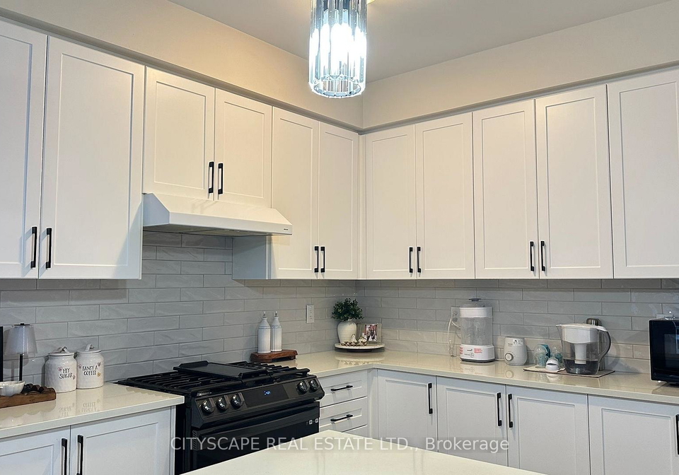 7-wintergreen-crescent-haldimand-ontario-x12631782