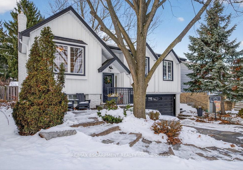 16-forestgate-drive-hamilton-ontario-x12633446